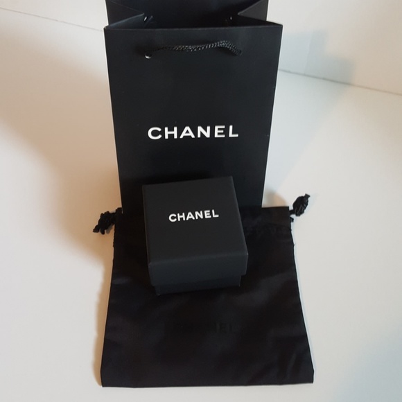 <¶S-O-L-D¶> - Picture 7 of 8